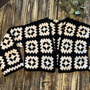 Black and White Chunky Knit Crochet Sweater